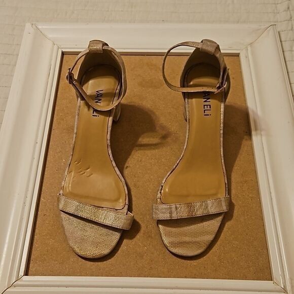 Vaneli taupe shimmer Block heel sandals size 8.5 - Picture 2 of 11